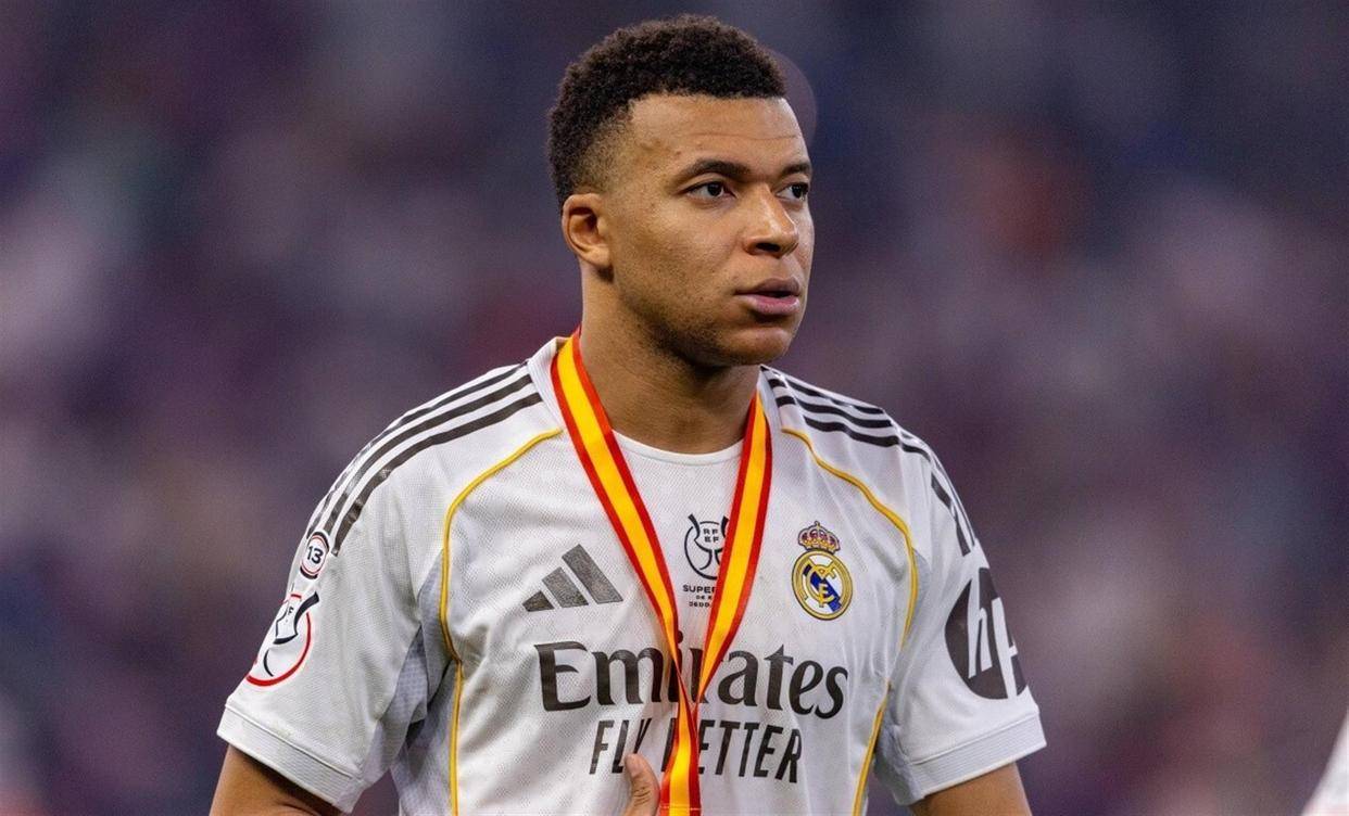 欧足联这波操作，直接把足球规则改写了！以后踢球不光要防对手，还得防对方那张嘴！