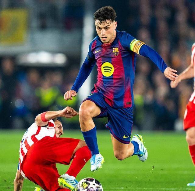 巴萨赢球出局十一载欧冠梦碎佩德里全场梦游遭批真相扎心